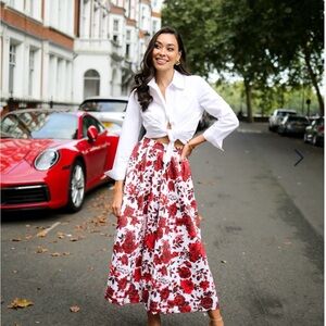 Everyone Loves the Weekend Kensington Skirt